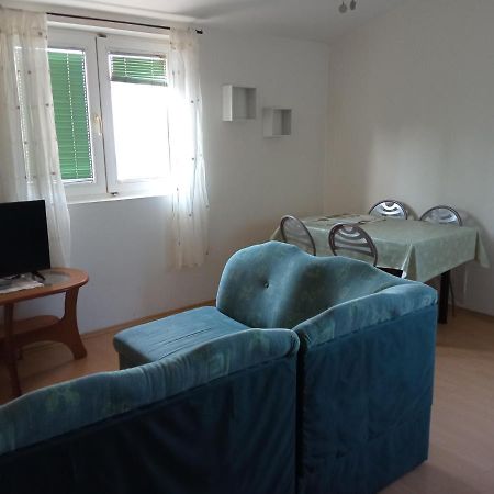 Apartments Mamic プーラ エクステリア 写真