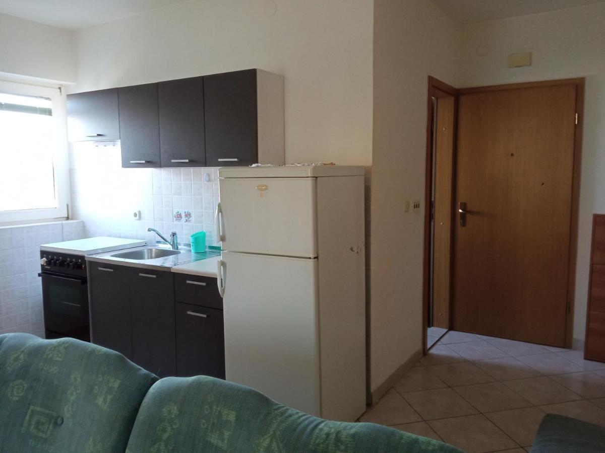 Apartments Mamic プーラ エクステリア 写真